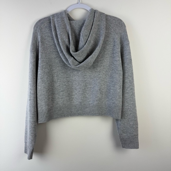 Athleta Alpine Merino Wool & Cashmere Cropped Hoodie Sweater Gray - Picture 5 of 7